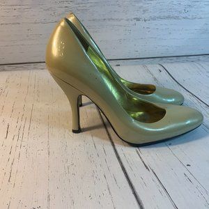 Off White Shiny Guess Heel shoes